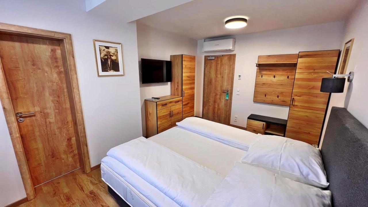 Hotel Zu Den Drei Kronen Seligenstadt Zewnętrze zdjęcie