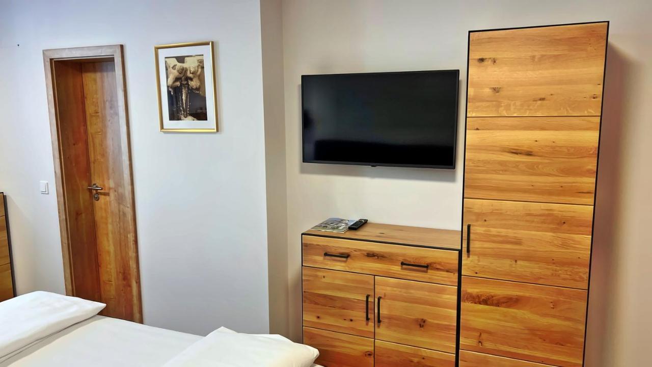 Hotel Zu Den Drei Kronen Seligenstadt Zewnętrze zdjęcie