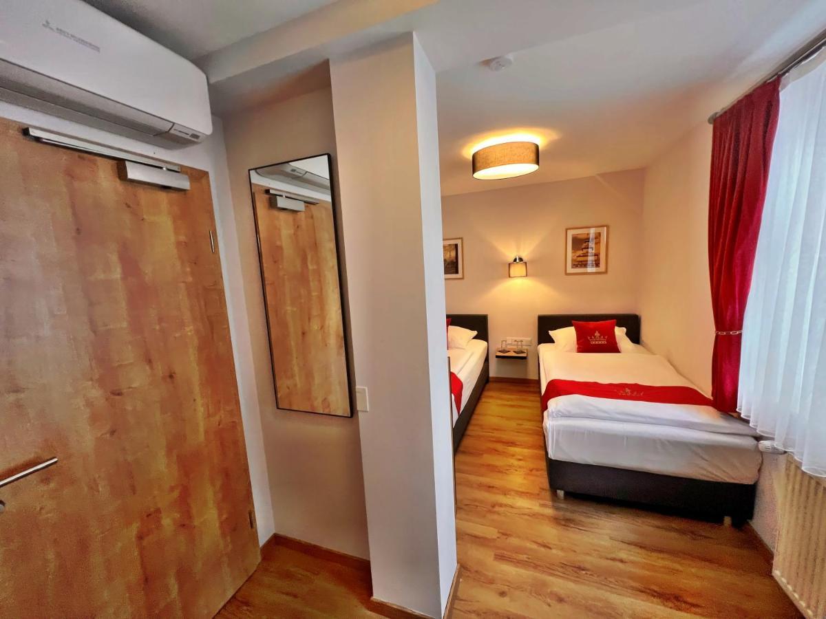 Hotel Zu Den Drei Kronen Seligenstadt Zewnętrze zdjęcie