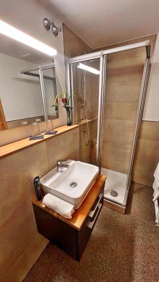 Hotel Zu Den Drei Kronen Seligenstadt Zewnętrze zdjęcie