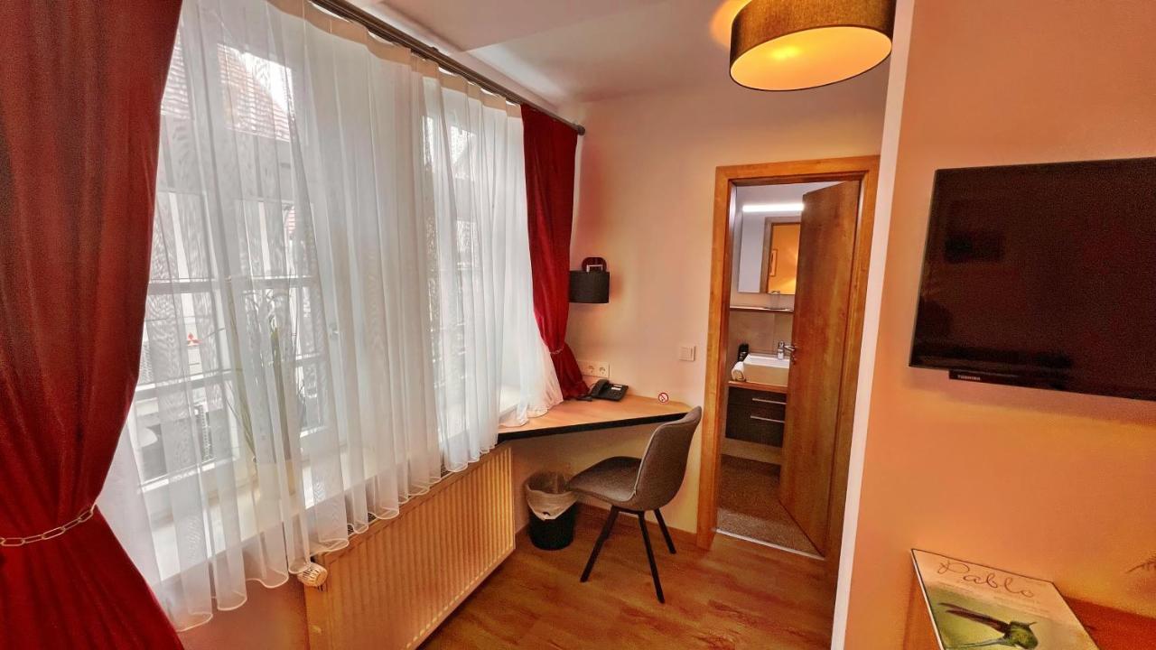 Hotel Zu Den Drei Kronen Seligenstadt Zewnętrze zdjęcie
