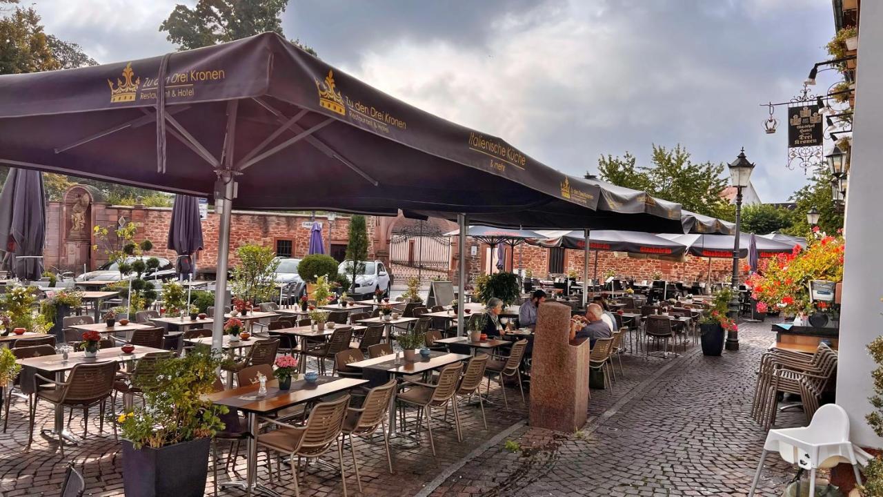 Hotel Zu Den Drei Kronen Seligenstadt Zewnętrze zdjęcie